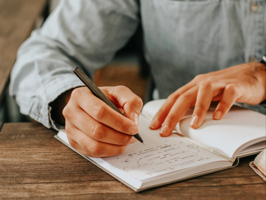 Verhalen van Toen: Het schrijven van historische fictie