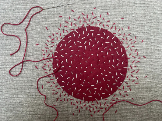 Opnieuw Oplappen; zichtbare reparaties op kledingstukken